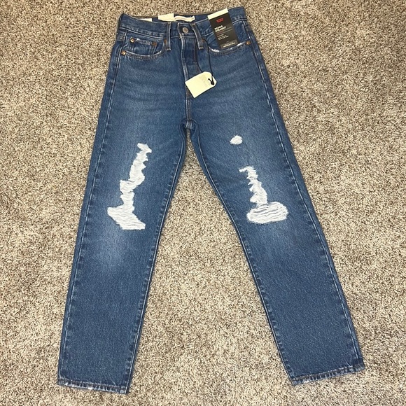 Levi’s high rise Wedgie straight size 24 - Picture 2 of 10